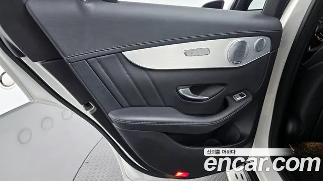 Mercedes-Benz GLC 2019 thumb 3