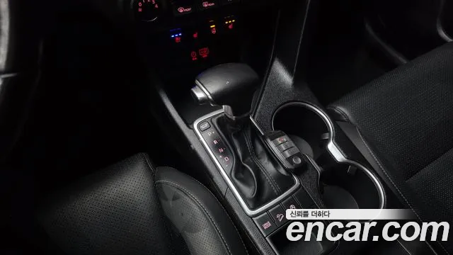 Kia Sportage 2016 thumb 5