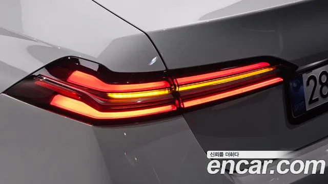BMW 5 серии 2025 thumb 4