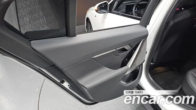 BMW 5 серии 2025 thumb 9