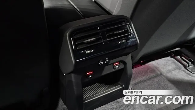BMW 5 серии 2025 thumb 11