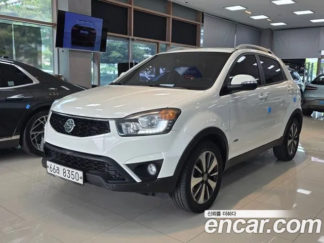 KGM Korando 2015 thumb 5
