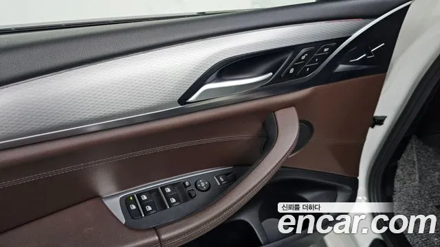 BMW X3 2018 thumb 3