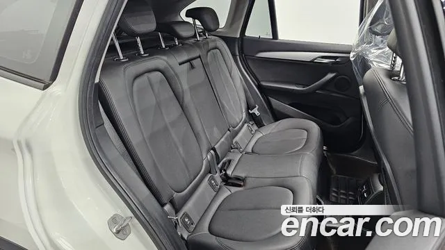 BMW X1 2018 thumb 8