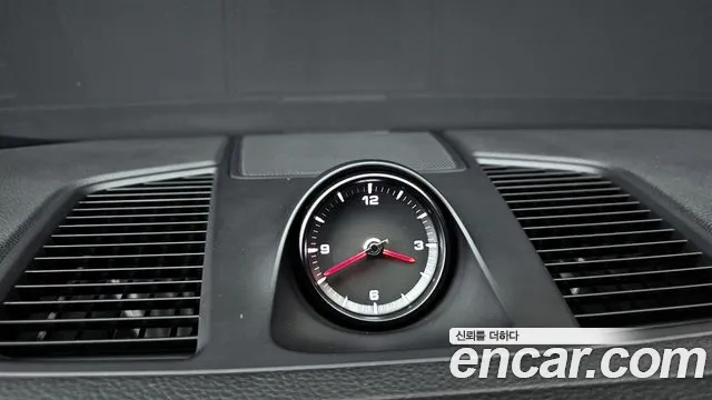 Porsche Cayenne 2022 thumb 10