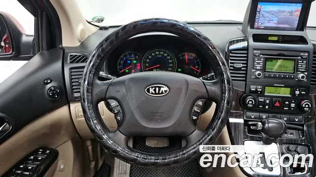 Kia Canival 2011 thumb 4