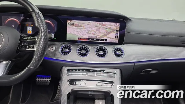 Mercedes-Benz E-Class 2021 thumb 11