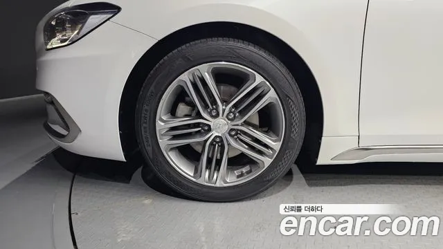 Hyundai Grandeur 2018 thumb 3