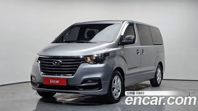 Hyundai Staria 2019 thumb 10