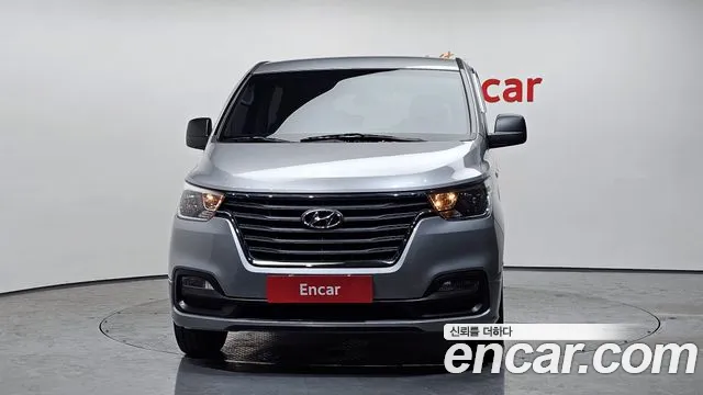 Hyundai Staria 2019 thumb 5