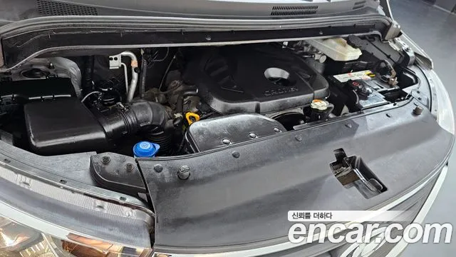 Hyundai Staria 2019 thumb 2