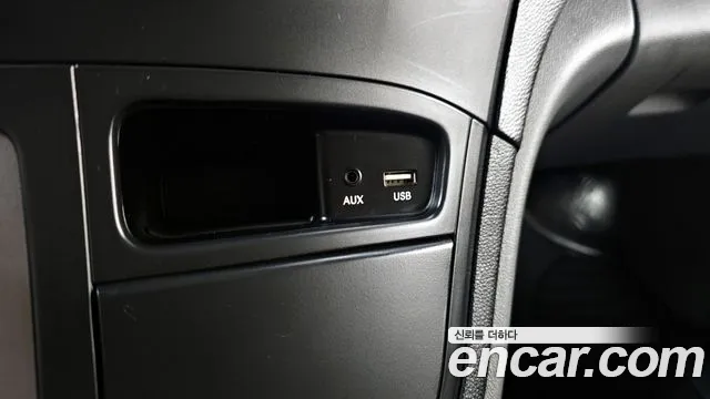 Hyundai Staria 2019 thumb 8