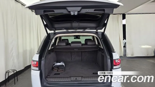 Land Rover Range Rover Sport 2015 thumb 9