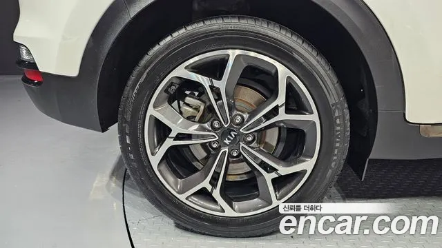 Kia Sportage 2018 thumb 9