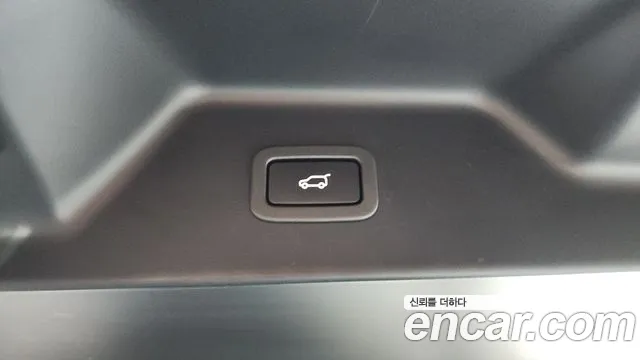 Land Rover Range Rover 2019 thumb 8