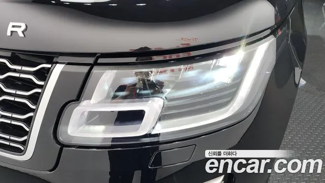 Land Rover Range Rover 2019 thumb 10