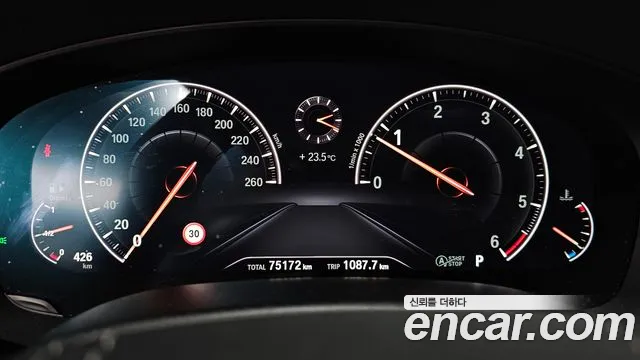 BMW 5 серии 2019 thumb 3