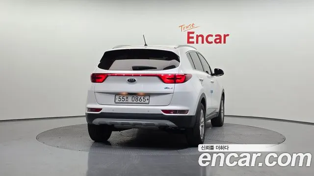 Kia Sportage 2016 thumb 8