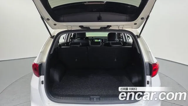Kia Sportage 2016 thumb 3
