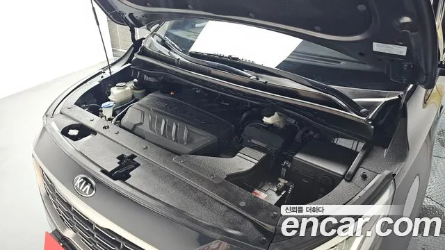 Kia Carnival 2018 thumb 2