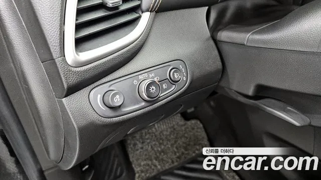 Chevrolet Trax 2018 thumb 6