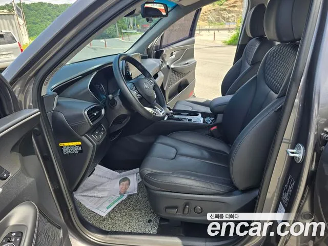 Hyundai Santa Fe 2019 thumb 8