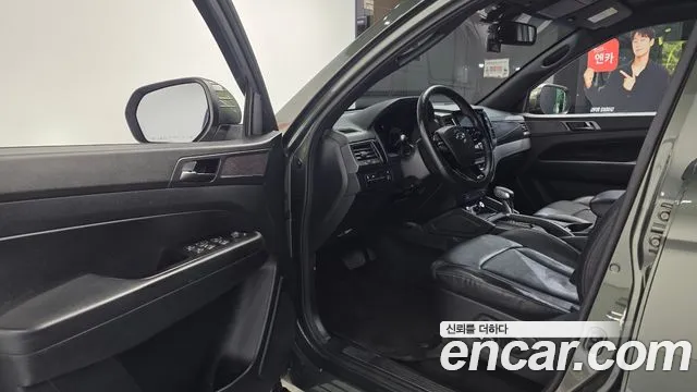 KGM Rexton Sports Khan 2021 thumb 2
