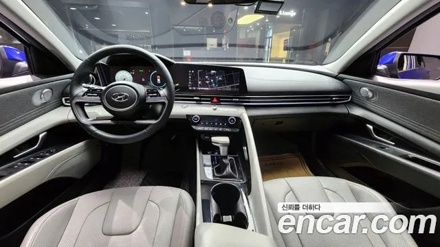 Hyundai Elantra 2020 thumb 3