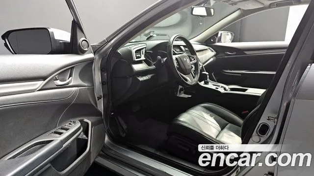 Honda Civic 2018 thumb 9