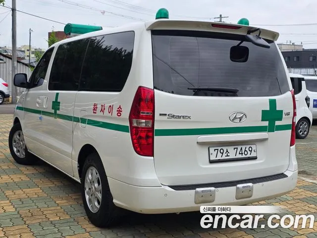 Hyundai Staria 2015 thumb 3