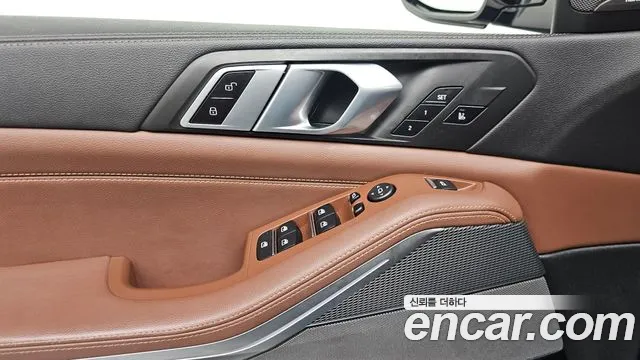 BMW X5 2019 thumb 11
