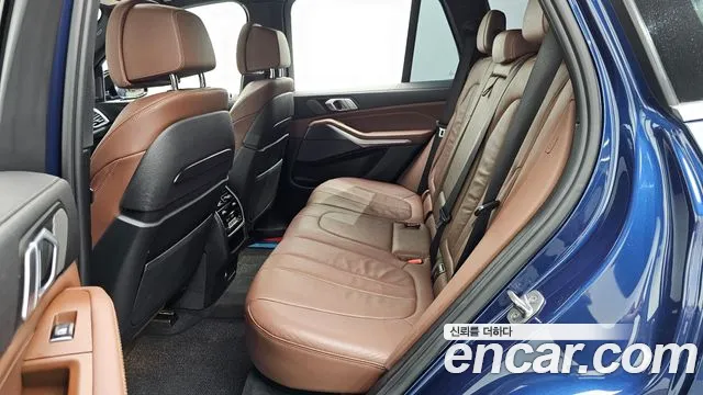 BMW X5 2019 thumb 8