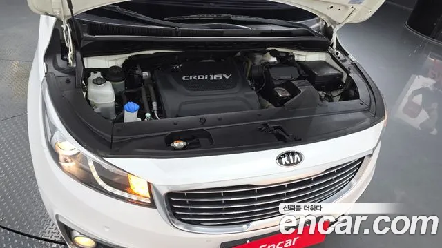 Kia Carnival 2017 thumb 8