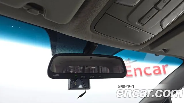 Kia Carnival 2017 thumb 5