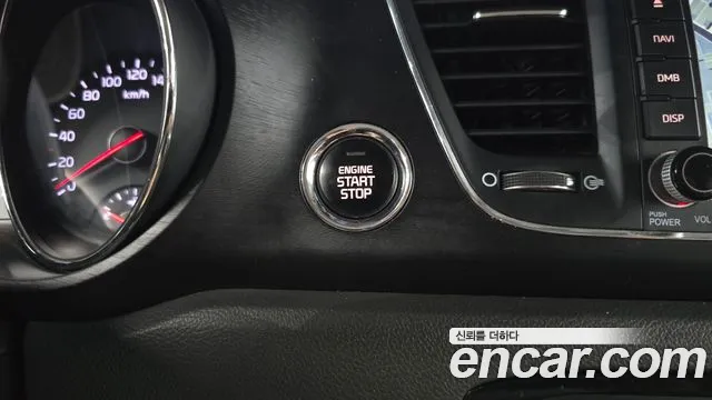 Kia Carnival 2017 thumb 9