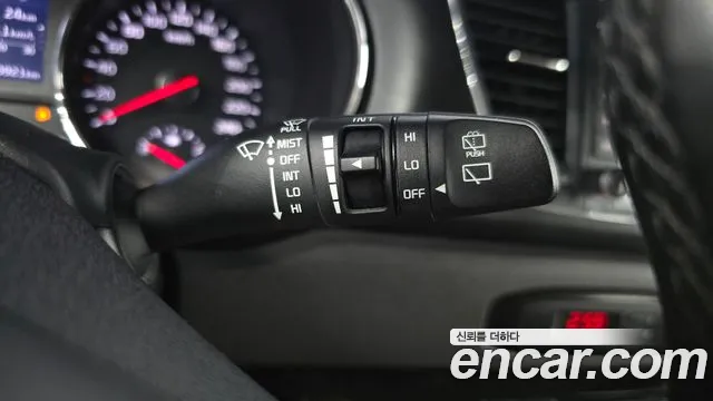 Kia Carnival 2017 thumb 3