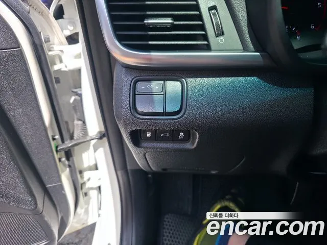 Kia K5 2017 thumb 5