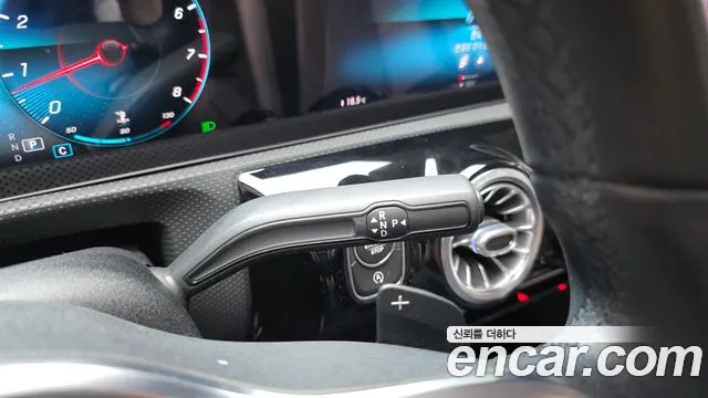 Mercedes-Benz A-Class 2020 thumb 9