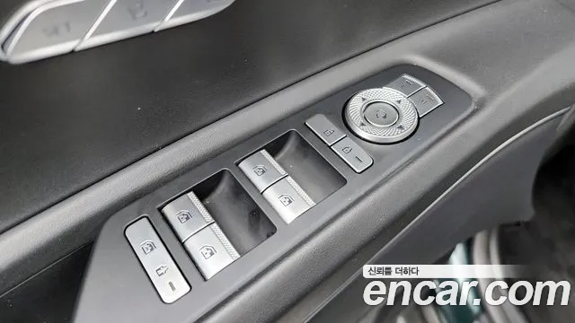 Genesis GV80 2021 thumb 10