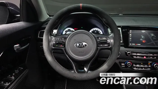 Kia Niro 2016 thumb 7