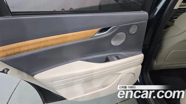 Genesis G80 2022 thumb 8