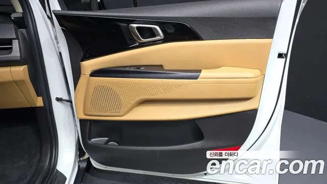 Kia Carnival 2022 thumb 4