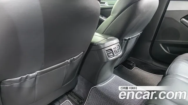 Hyundai Genesis 2015 thumb 9