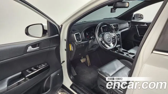 Kia Sportage 2018 thumb 8