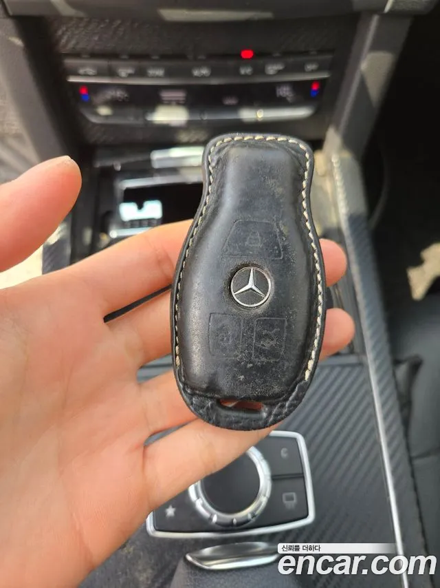 Mercedes-Benz E-Class 2016 thumb 3