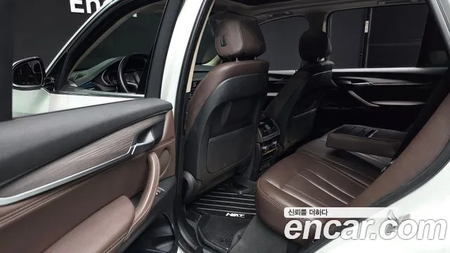 BMW X5 2017 thumb 8