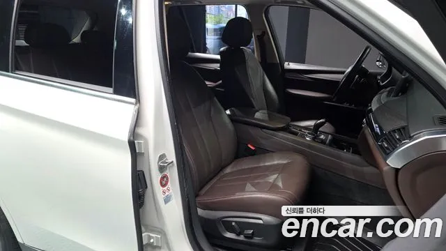 BMW X5 2017 thumb 2