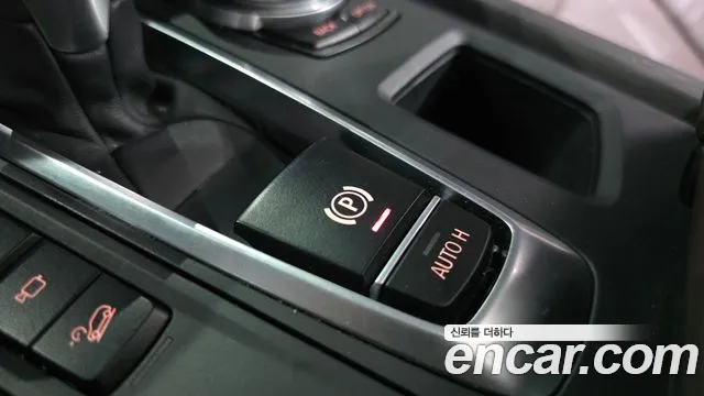 BMW X5 2017 thumb 10
