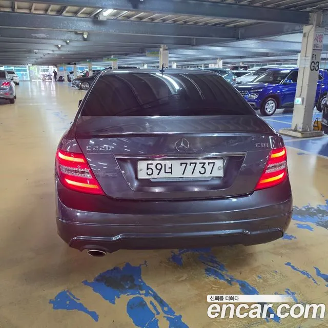 Mercedes-Benz C-Класс 2013 thumb 4