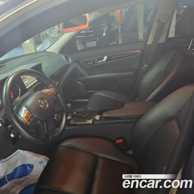Mercedes-Benz C-Класс 2013 thumb 6